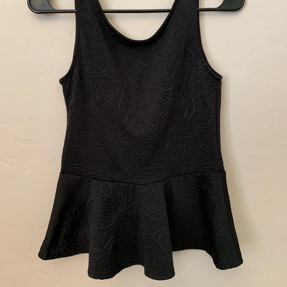Cute low back shirt